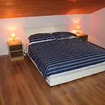 Hella Apartamento *
