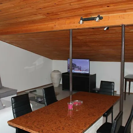 Hella Apartment *