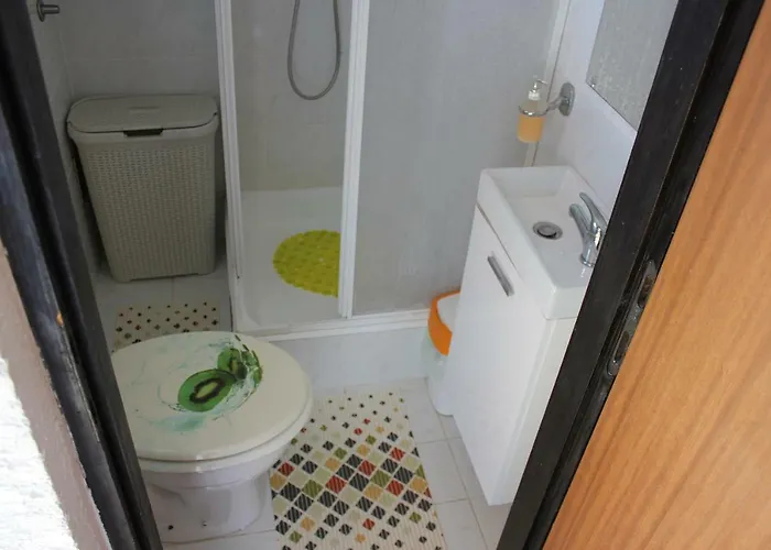 アパート Hella ヴィル